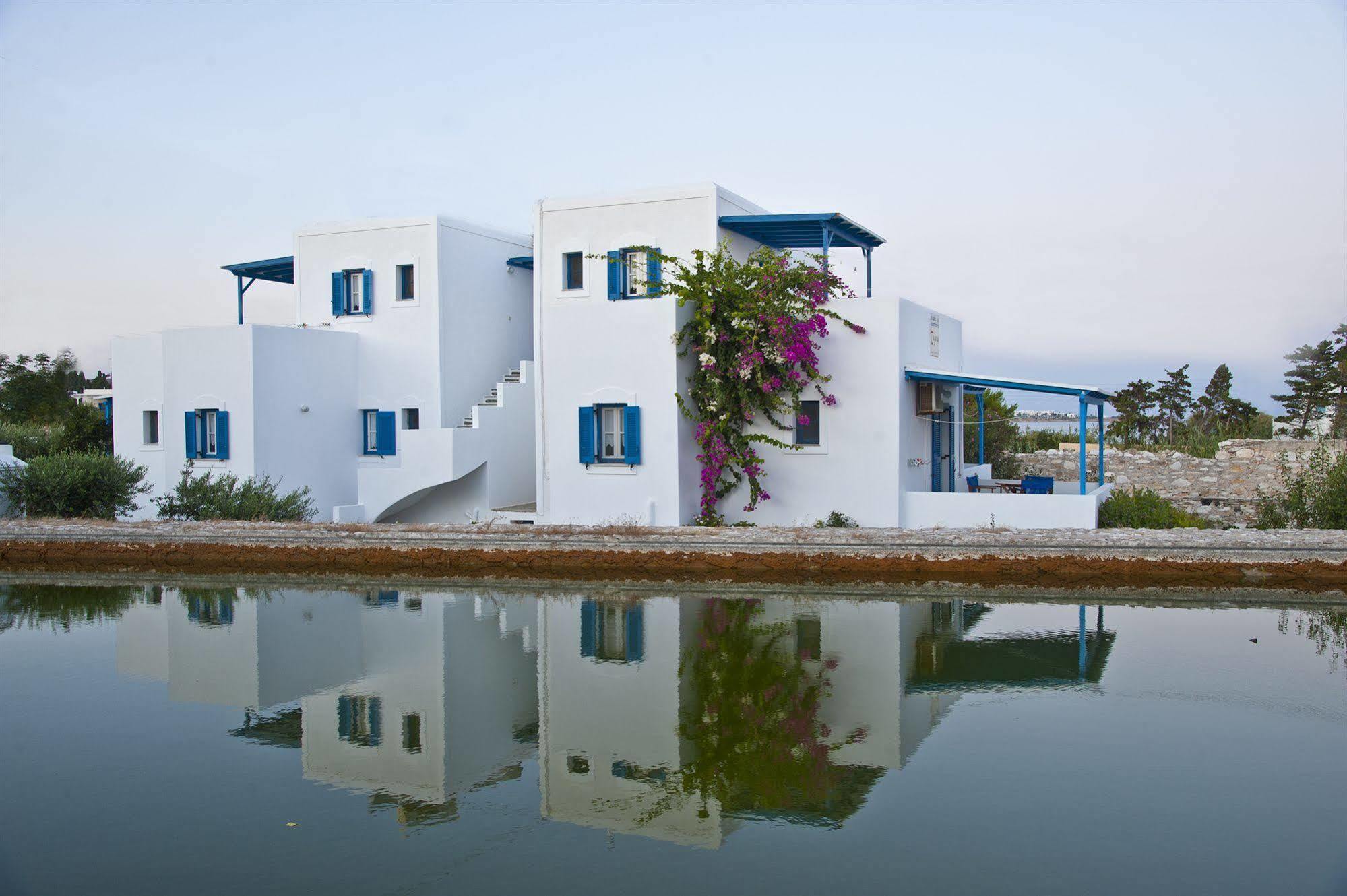 Apartments Tarsa Drios Exterior photo
